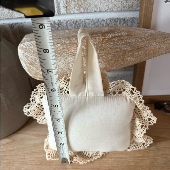 Country Primitive Horse decor pillow with lace - Picture 5 of 5